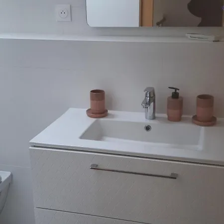 Spacieux Centre Parking Privé *